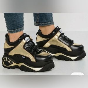 BUFFALO LONDON Black & Gold Platform Trainers/sneakers sz US 10/EU 41
